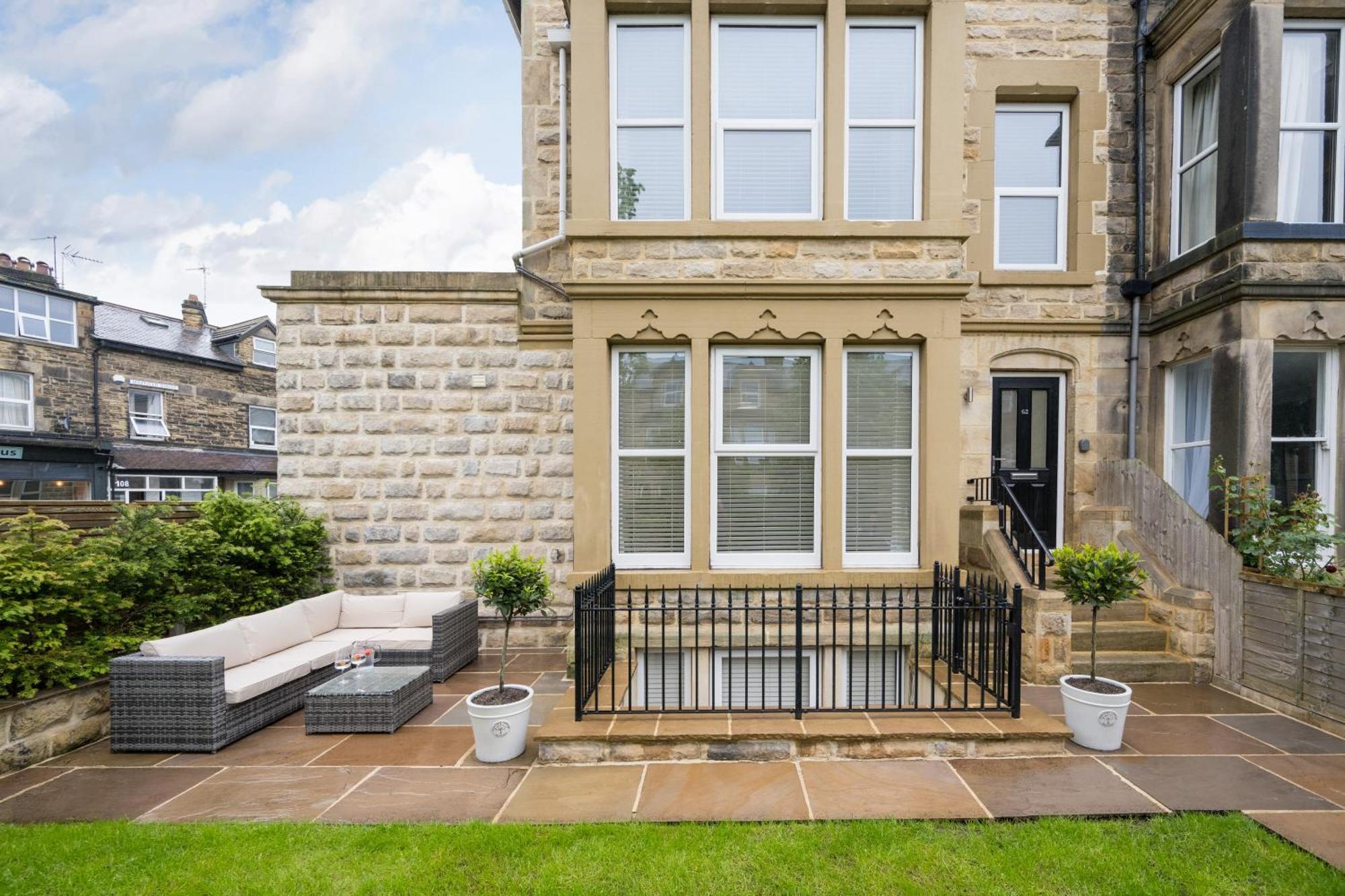 Sixtytwo By Harrogate Serviced Apartments Zewnętrze zdjęcie